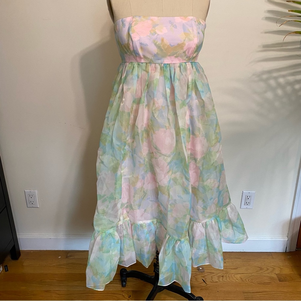 NWT *Selkie* Maison Armory floral whipped cream strapless dress, Medium